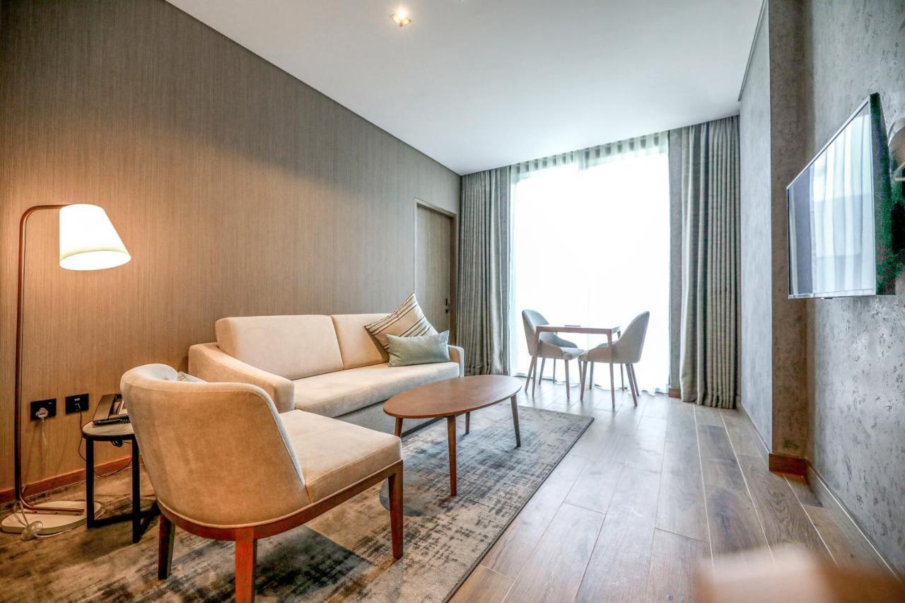 Mercure Dubai Gold District Екстериор снимка