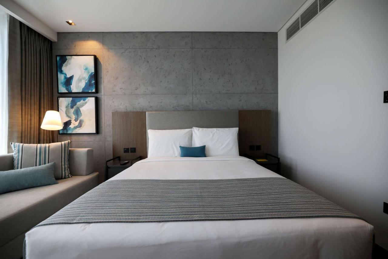 Mercure Dubai Gold District Екстериор снимка
