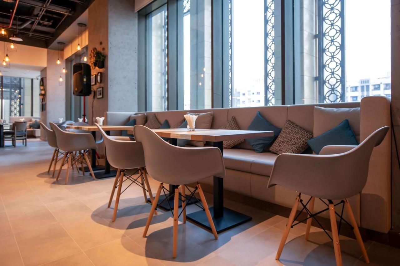 Mercure Dubai Gold District Екстериор снимка