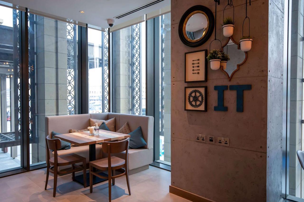 Mercure Dubai Gold District Екстериор снимка