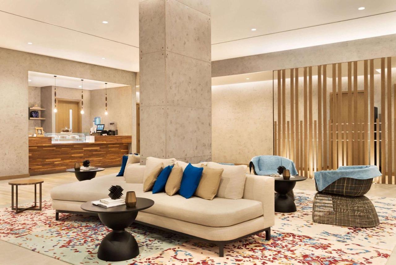 Mercure Dubai Gold District Екстериор снимка