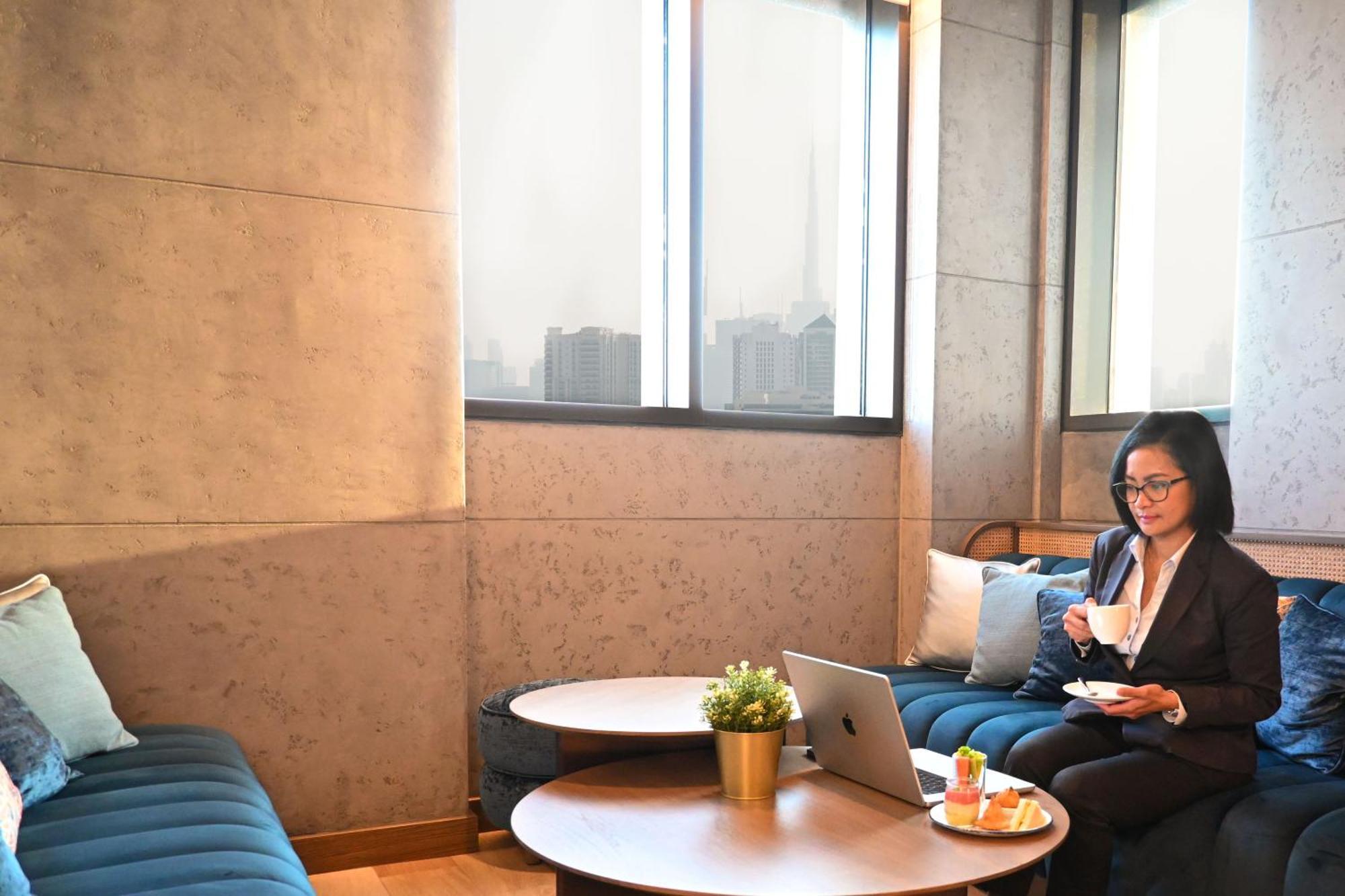 Mercure Dubai Gold District Екстериор снимка